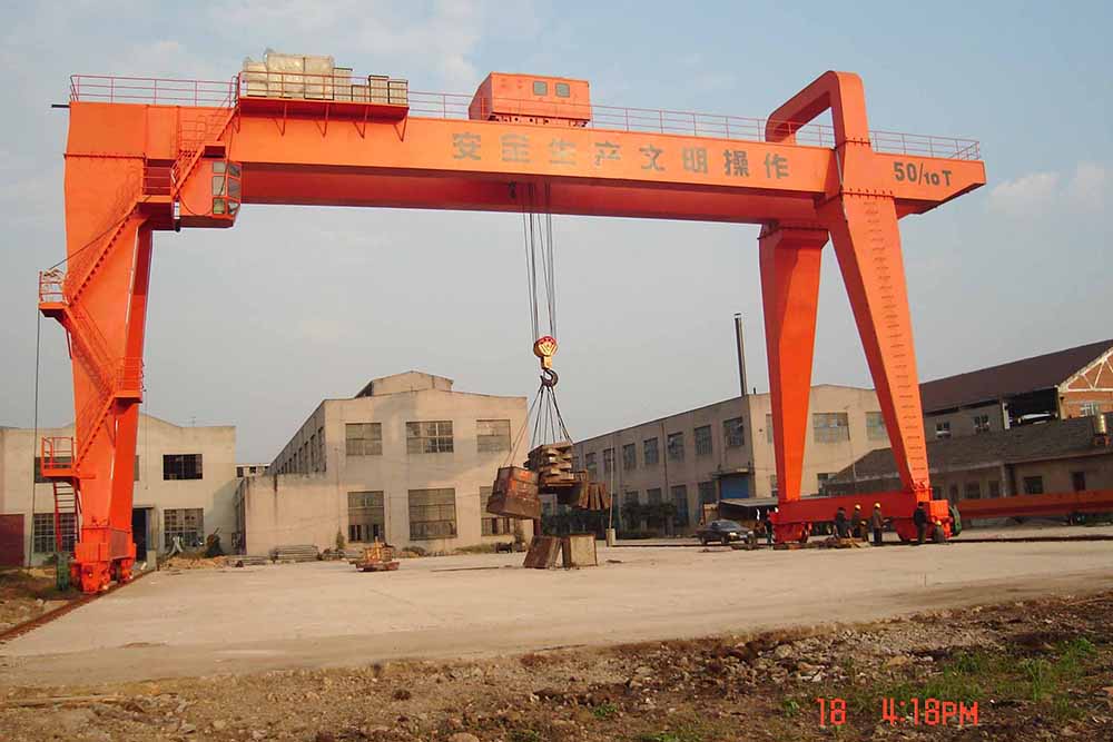 MH型電動門式起重機